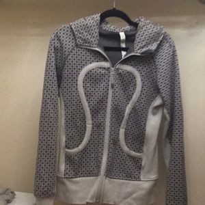 NWOT Lululemon Hoodie, Size 8
